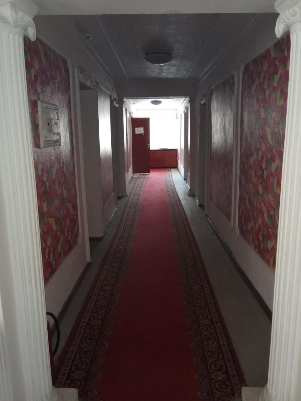 Panainn Hotel アルマトイ エクステリア 写真